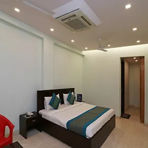 Oyo 9664 Sector 48 Hotel